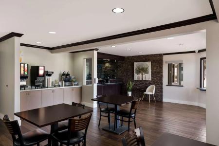 Quality Inn Elk Grove-Sacramento - 14