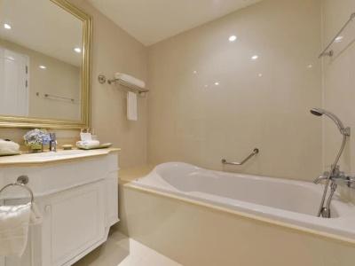 Centre Point Silom - 47