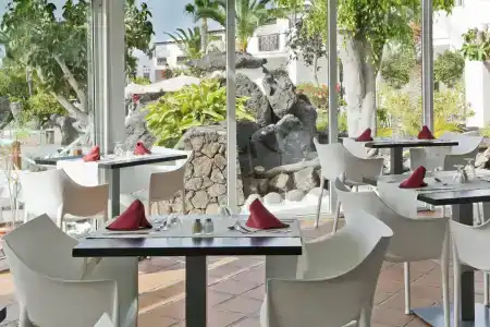 Boutique H10 White Suites - Только для взрослых - 15