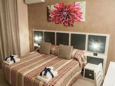 Albis Rooms Guest House - 73