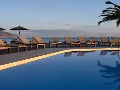 Pilot Beach Resort - 28