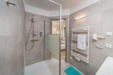 Elly Hostel - 6