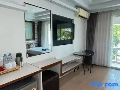 Windmill Resort Pattaya - 94
