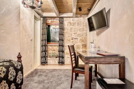 Historic Plaza Varos Split - 60