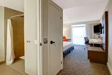 Hilton/Meadowvale - 66