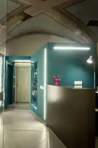 Little Italy Boutique Hostel - 11