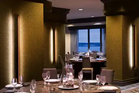 Sheraton Anchorage & Spa - 32