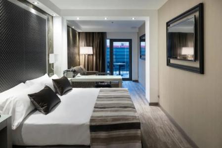 Catalonia Square 4* Sup - 4