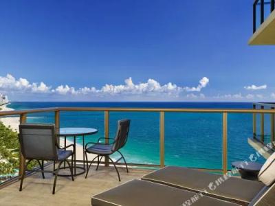 The St Regis Bal Harbour Resort - 34
