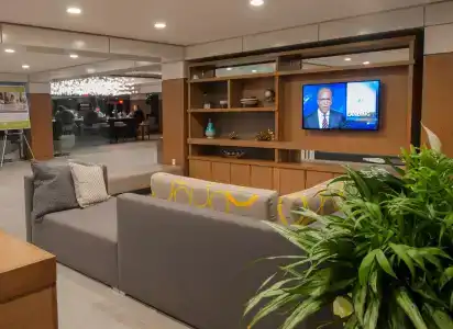 DoubleTree by Hilton New York - 1