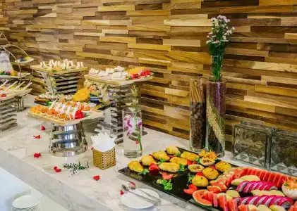 Winsuites Saigon - 10