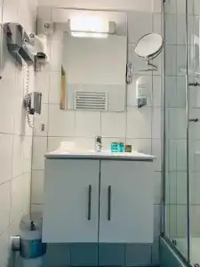 Aqua & Hostel - 16