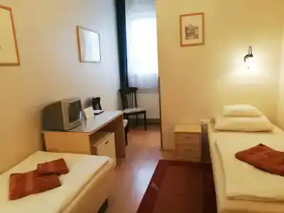 Polus Pension - 1