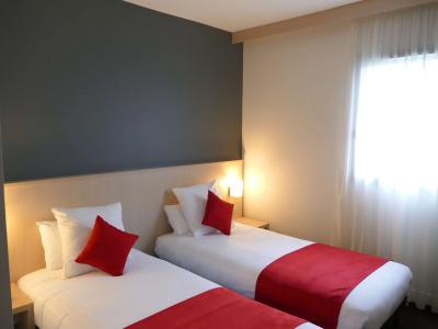 Sure by Best Western Nantes Beaujoire - 4