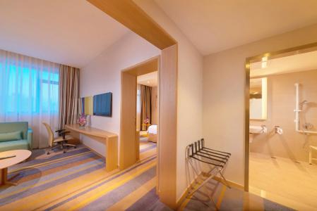 Holiday Inn Express Shanghai Zhenping, An Ihg - 37