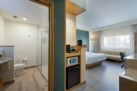 Courtyard by Marriott Cancun Airport - 4