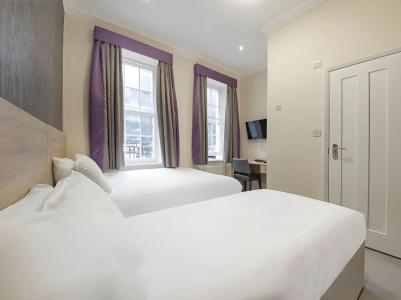 Oyo London 24 Sussex - 13