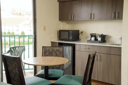Pigeon River Inn - 156