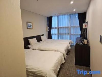 Britannia Aberdeen - 38