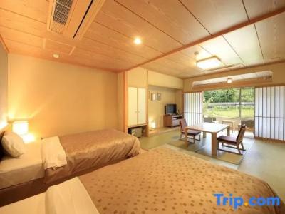 Shimoda Central - 56