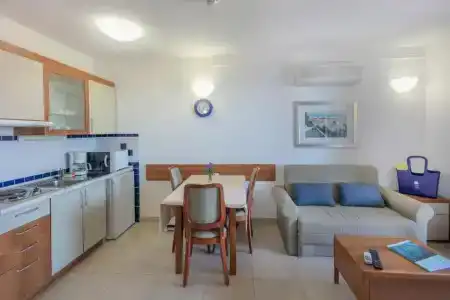Punta - 25