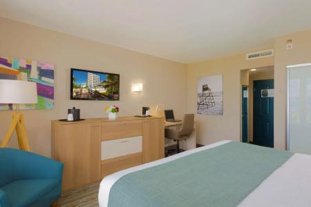 Best Western Plus Atlantic Beach Resort - 44