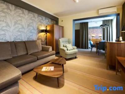 Best Western Cristal - 69