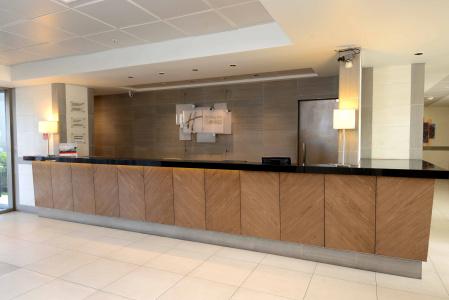 Holiday Inn Express -, An Ihg - 40