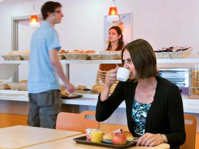 ibis budget Brugge Centrum Station - 10