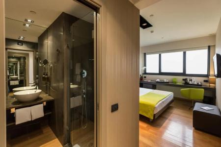 The Hub - 38