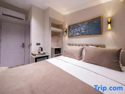 Pera Luna Residence - 36