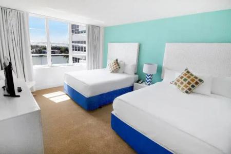 Seacoast Suites on Miami Beach - 68