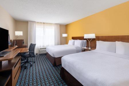 Fairfield Inn West - 4