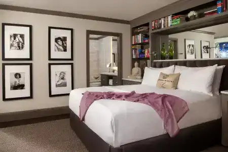 Zaza Dallas - 6