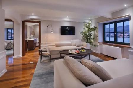 Brown Beach House & Spa - 112
