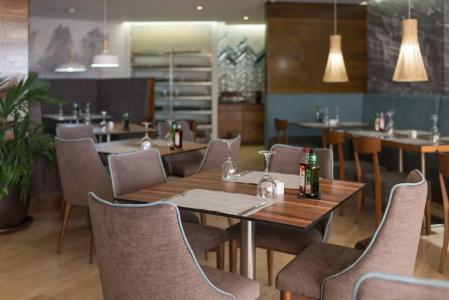 Pearly Grey Ocean Club & Suites - 18