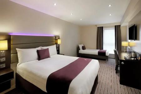 Premier Inn City Centre South - 4