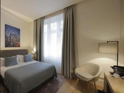 Boho Prague - Small Luxurys - 68