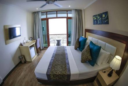 Triton Beach & Spa - 6