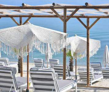 Crystal villas & suites - 10
