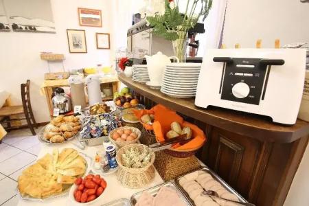 4F Boutique Florence - 12