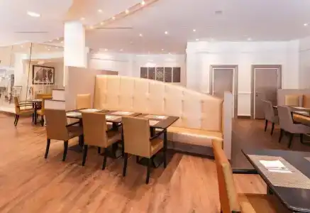 Hilton Garden Inn Vienna South - 16