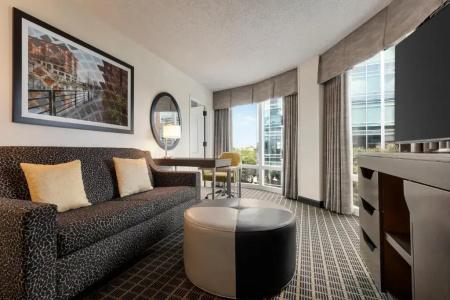 Hampton Inn & Suites-Downtown-Riverplace - 77