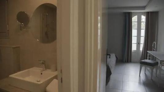Suites Hôtel Les Charmilles & Spa - 49