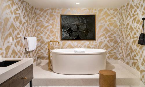 Virgins Las Vegas, Curio Collection by Hilton - 44