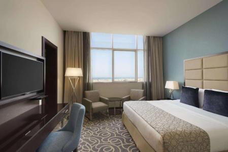 Ramada Abu Dhabi Corniche - 25