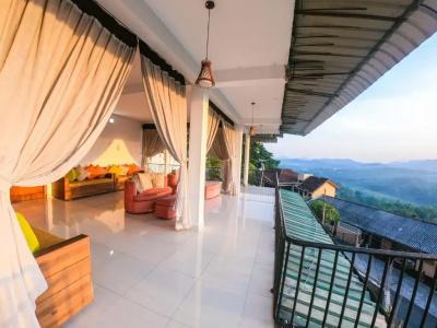 Romance Hills - 108