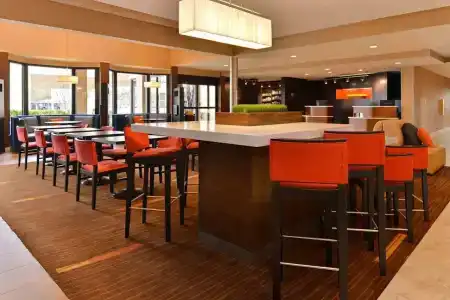 Courtyard by Marriott Dallas Northwest - 29