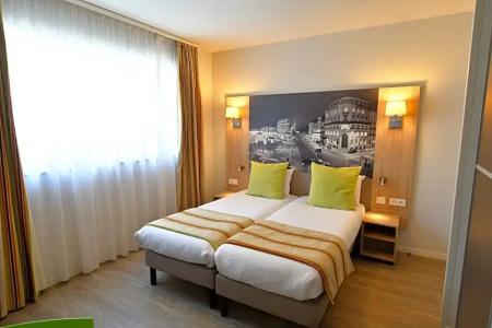 Appart-Hôtel Mer & Golf City Bordeaux Bassins à flot - 77