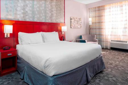 Courtyard by Marriott - 37